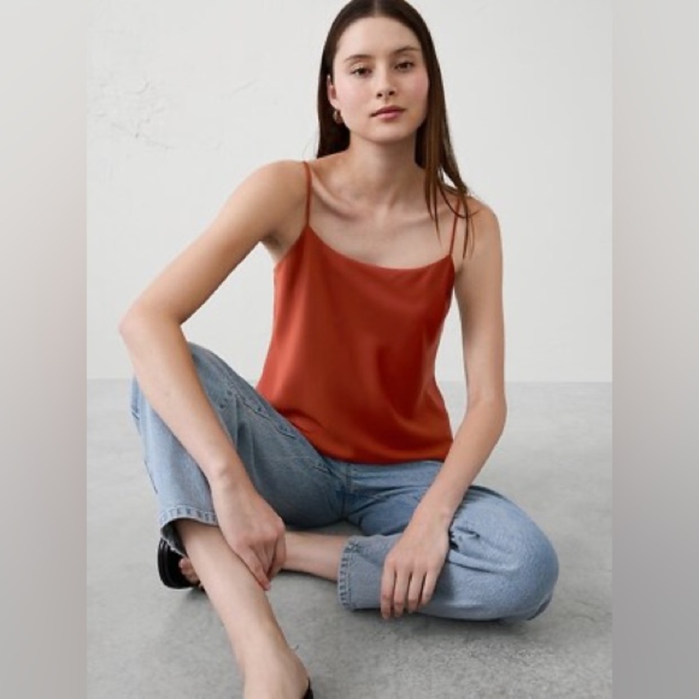 NWT Banana Republic Silky Camisole